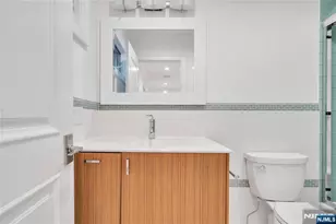 516 Undercliff Ave, Edgewater, NJ 07020 - Photo 25