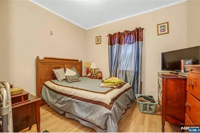 242 Main Avenue, Wallington, NJ 07057 - Photo 19