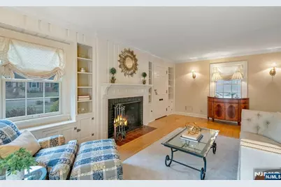 24 Sutton Drive, Ho Ho Kus, NJ 07423 - Photo 5