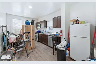 78 Devine Street, Newark, NJ 07106 - Photo 17