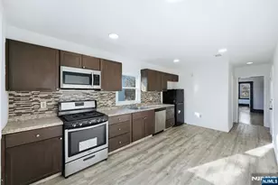 78 Devine St, Newark, NJ 07106 - Photo 9