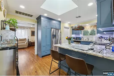 77 Reservoir Avenue, Butler, NJ 07405 - Photo 9