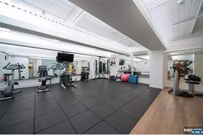 250 Gorge 23A #23A, Cliffside Park, NJ 07010 - Photo 35