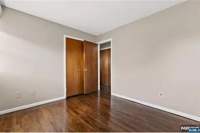 52 Tremont Terrace, Irvington, NJ 07111 - Photo 15