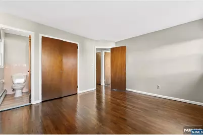 52 Tremont Terrace, Irvington, NJ 07111 - Photo 19