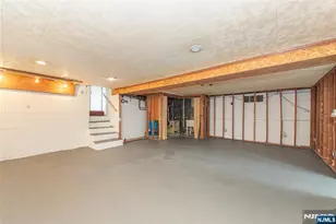 27 Balston Dr, Verona, NJ 07044 - Photo 27