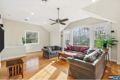 115 Morris Avenue, Haworth, NJ 07641 - Photo 23