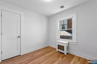 413 Franklin Avenue, Hasbrouck Heights, NJ 07604 - Photo 31