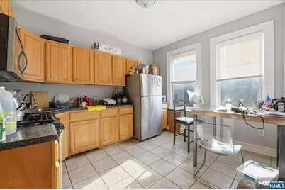 21 Myrtle Avenue, Jersey City, NJ 07305 - Photo 19
