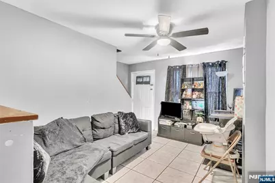 117 Highland Avenue, Newark, NJ 07104 - Photo 5