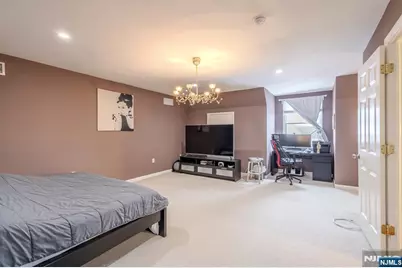 19 Valsumo, Newark, NJ 07105 - Photo 11