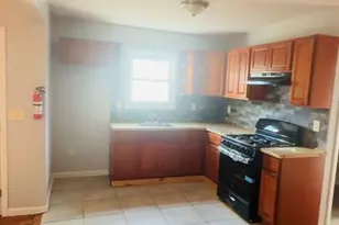 10 Tillinghast St, Newark, NJ 07108 - Photo 3