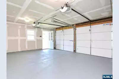 51 Pomona Avenue, Fair Lawn, NJ 07410 - Photo 7