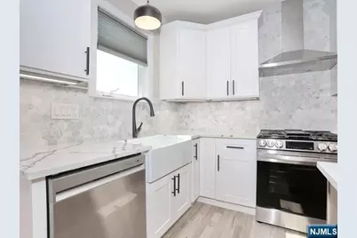 51 Pomona Avenue, Fair Lawn, NJ 07410 - Photo 17