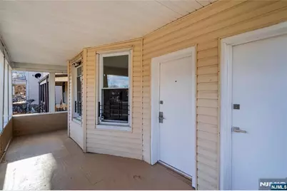 537 Grove Street, East Orange, NJ 07017 - Photo 43