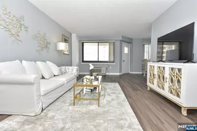 307 Prospect Avenue 4B #4B, Hackensack, NJ 07601 - Photo 11