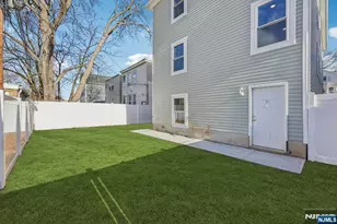 139 15th St, East Orange, NJ 07017 - Photo 43