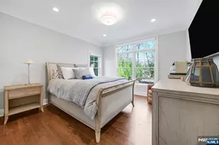 582 Cresthaven Rd, Wyckoff Township, NJ 07481 - Photo 11