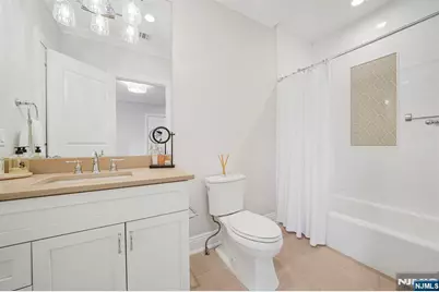 582 Cresthaven Road, Wyckoff Township, NJ 07481 - Photo 19