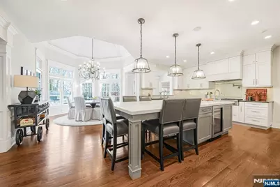 582 Cresthaven Road, Wyckoff Township, NJ 07481 - Photo 5