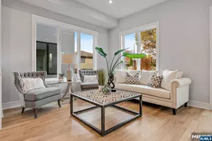 2445 E Camner St, Fort Lee, NJ 07024 - Photo 9