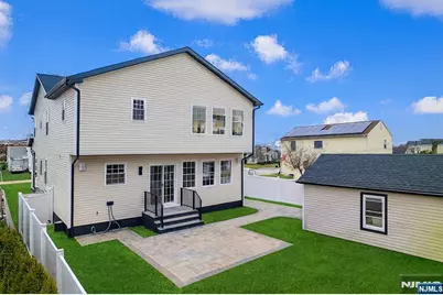 83 Madison Avenue, Rochelle Park Township, NJ 07662 - Photo 3