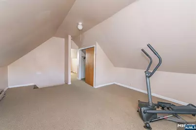 18 Van Rensselear Street, Belleville, NJ 07109 - Photo 19