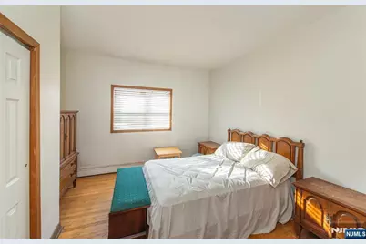 18 Van Rensselear Street, Belleville, NJ 07109 - Photo 17