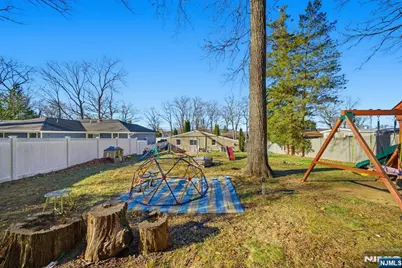 73 Page Drive, Oakland, NJ 07436 - Photo 33