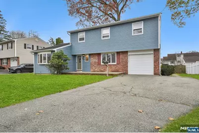 36 Arcadia Road, Pompton Lakes, NJ 07442 - Photo 3