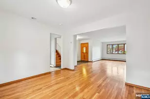 36 Arcadia Rd, Pompton Lakes, NJ 07442 - Photo 9