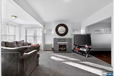 111 Ellington Street, East Orange, NJ 07017 - Photo 5