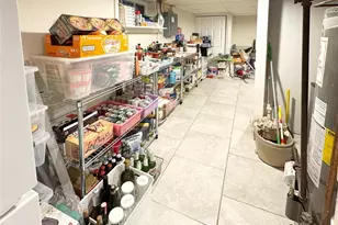 1037 Carnation Dr, New Milford, NJ 07646 - Photo 33