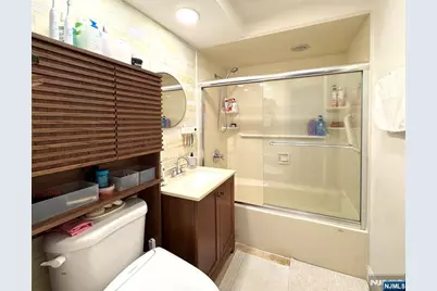 1037 Carnation Drive, New Milford, NJ 07646 - Photo 11