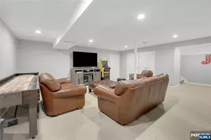 10 Greenup Ct, Wayne, NJ 07470 - Photo 31