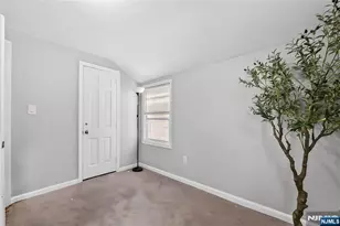 342 Lincoln Ave, Elmwood Park, NJ 07407 - Photo 39