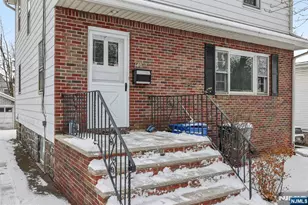 140 Van Nostrand Ave, Englewood, NJ 07631 - Photo 3