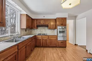 140 Van Nostrand Ave, Englewood, NJ 07631 - Photo 13