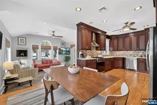 90 Birchwood Terrace, Wayne, NJ 07470 - Photo 17