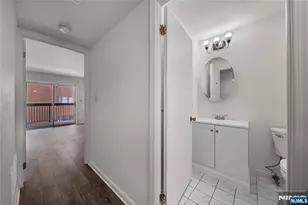 402 Chase Ct 402, Edgewater, NJ 07020 - Photo 11