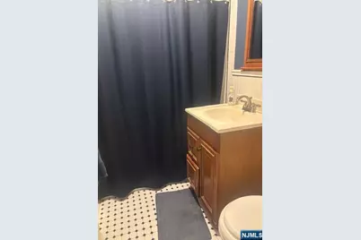 241 Johnson Avenue N2 #N2, Hackensack, NJ 07601 - Photo 11