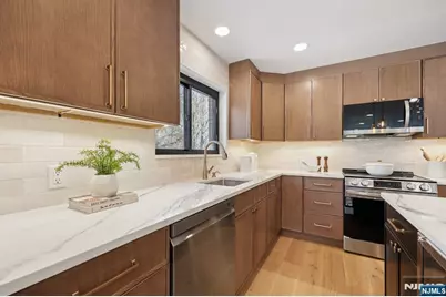 141 Pond Drive 14A #14A, Washington Township, NJ 07676 - Photo 9