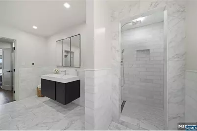 1110 River Road 102 #102, Edgewater, NJ 07020 - Photo 15