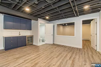 7 Shaw Court, Fairfield, NJ 07004 - Photo 31