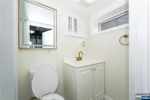 69 Ross Ave, Hackensack, NJ 07601 - Photo 21