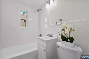 191 Midland Pl, Newark, NJ 07106 - Photo 17