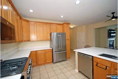 10 Talus, Clifton, NJ 07013 - Photo 15