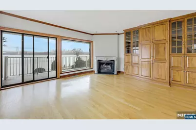 1225 River Road 2B #2B, Edgewater, NJ 07020 - Photo 5
