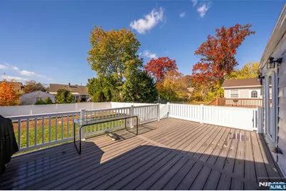 124 Hazley Avenue, Rochelle Park Township, NJ 07662 - Photo 25