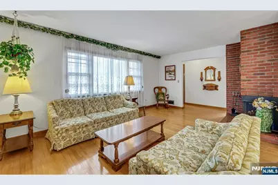 117 Lincoln Avenue, North Arlington, NJ 07031 - Photo 5